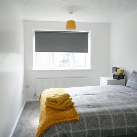 Cosy Four Bed Property With En-Suite Near To Nec Birmingham Airport And The City Exteriör bild