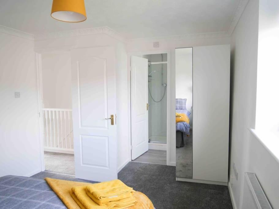 Cosy Four Bed Property With En-Suite Near To Nec Birmingham Airport And The City Exteriör bild