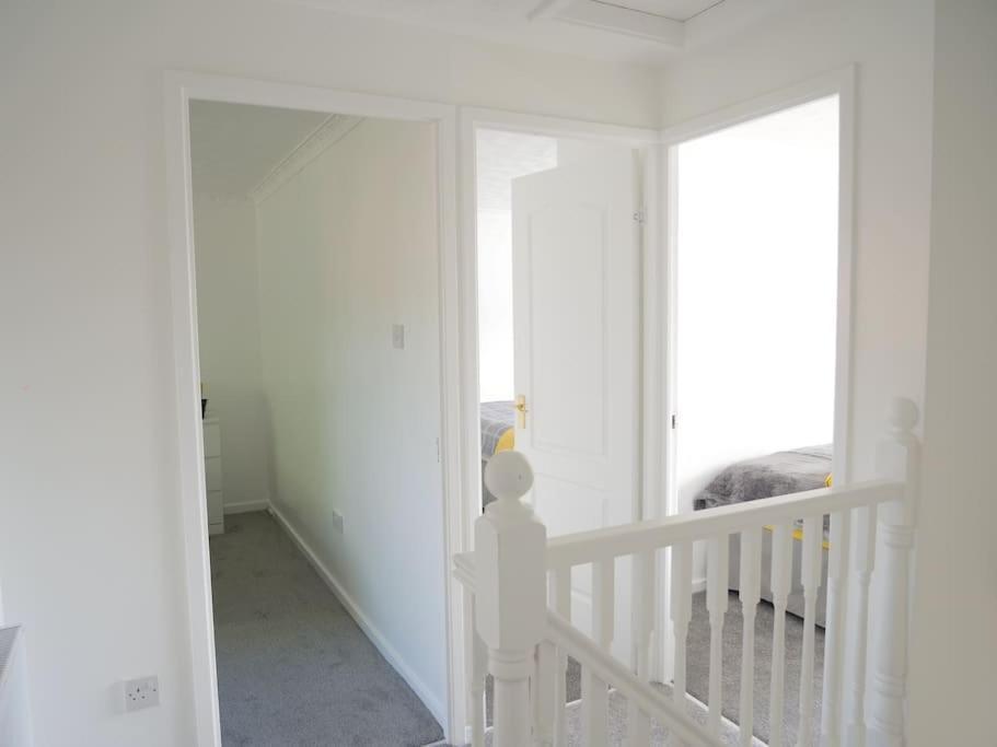 Cosy Four Bed Property With En-Suite Near To Nec Birmingham Airport And The City Exteriör bild