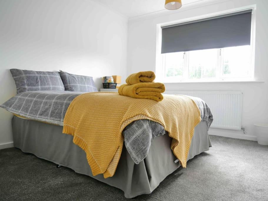 Cosy Four Bed Property With En-Suite Near To Nec Birmingham Airport And The City Exteriör bild
